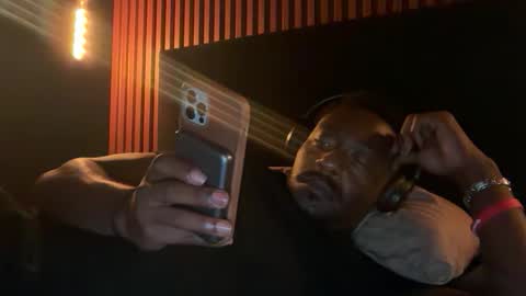 urbandick5 online show from May 2026 07:58:02 AM