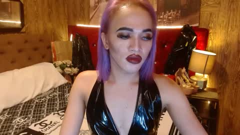 KENDALL online show from December 2024 10:59:02 PM