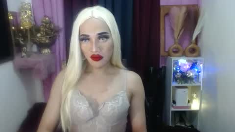 KENDALL online show from March 2026 03:15:01 PM