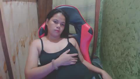 urdimplegurl online show from November 2025 03:30:02 PM