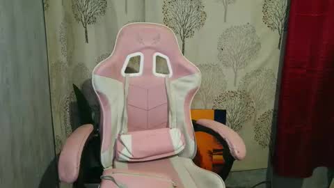 Snapshot of urdollacyl chatting on April 2026 03:23:01 PM Sweetacyl online show from April 2026 03:23:01 PM