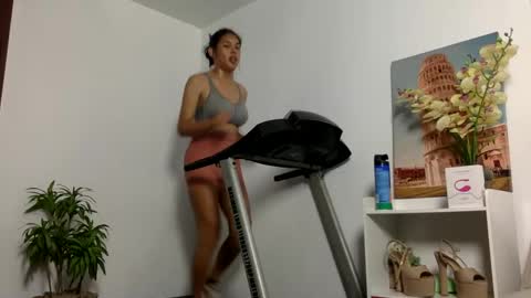 Angela Cullens online show from February 2025 09:17:01 PM