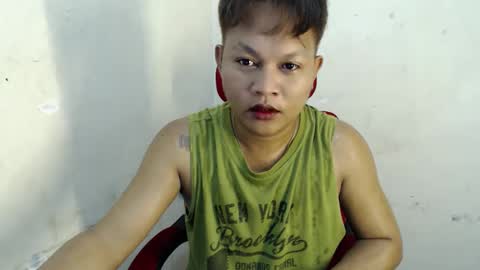 Snapshot of urfeet_jest chatting on May 2026 04:23:01 PM jess online show from May 2026 04:23:01 PM