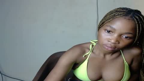 Snapshot of urflirtydoll chatting on January 2025 07:31:02 PM urflirtydoll online show from January 2025 07:31:02 PM