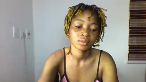 Snapshot of urflirtydoll chatting on October 2025 04:27:01 PM urflirtydoll online show from October 2025 04:27:01 PM