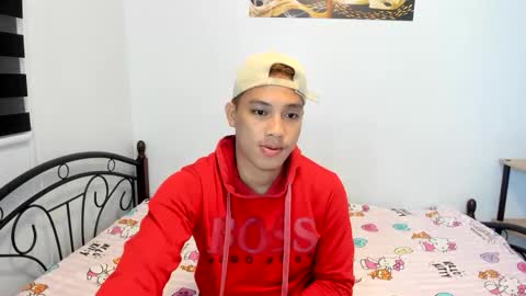 urfucker_vinz online show from May 2026 12:55:02 PM