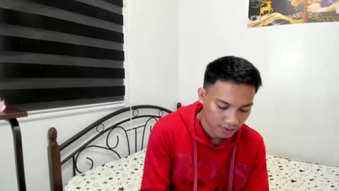 urfucker_vinz online show from July 2026 12:22:02 PM