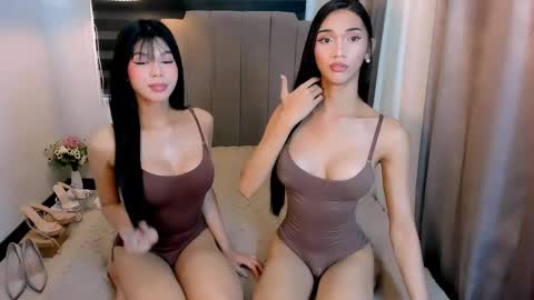 Snapshot of urfynestchina_doll chatting on April 2026 03:46:02 AM Im your doll maica online show from April 2026 03:46:02 AM