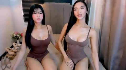 Snapshot of urfynestchina_doll chatting on April 2026 04:19:01 AM Im your doll maica online show from April 2026 04:19:01 AM