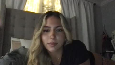 urgfmandy online show from December 2025 02:52:01 AM