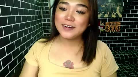 Snapshot of urgirl_dimple chatting on November 2025 10:51:02 AM Dimple online show from November 2025 10:51:02 AM