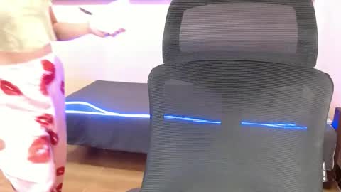 Miss Sophia3 online show from March 2026 03:40:01 PM