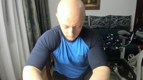 Snapshot of urgymcrush chatting on January 2025 01:30:01 AM UrGymCrush online show from January 2025 01:30:01 AM