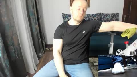 Snapshot of urgymcrush chatting on February 2025 11:01:01 PM UrGymCrush online show from February 2025 11:01:01 PM