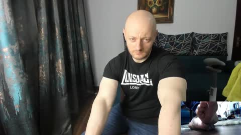 Snapshot of urgymcrush chatting on March 2025 11:27:01 PM UrGymCrush online show from March 2025 11:27:01 PM