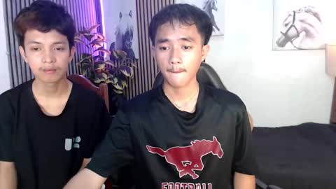 Snapshot of urhot_johny chatting on April 2026 09:38:01 AM urhot_johny online show from April 2026 09:38:01 AM