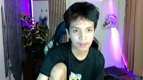 Snapshot of urhot_johny chatting on April 2026 02:53:02 AM urhot_johny online show from April 2026 02:53:02 AM