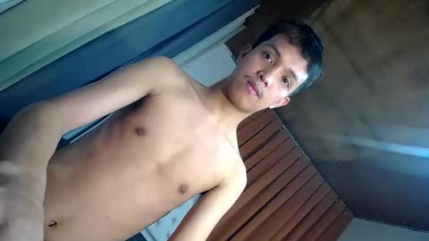 Snapshot of urhot_johny chatting on May 2026 12:45:02 PM urhot_johny online show from May 2026 12:45:02 PM