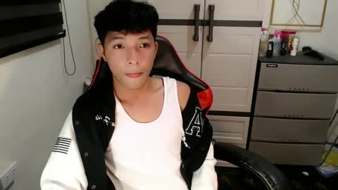 Ethan online show from May 2026 05:52:01 PM