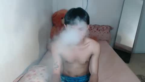 Snapshot of urhotguysanny chatting on November 2025 11:21:02 AM Sanny boy online show from November 2025 11:21:02 AM