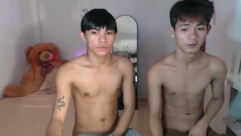 Snapshot of urhotguysanny chatting on November 2025 03:45:01 PM Sanny boy online show from November 2025 03:45:01 PM