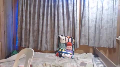 urhottie_bella online show from February 2025 05:30:01 PM