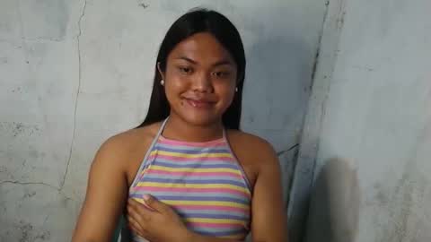 Snapshot of urhottie_bella chatting on February 2026 07:43:01 PM urhottie_bella online show from February 2026 07:43:01 PM