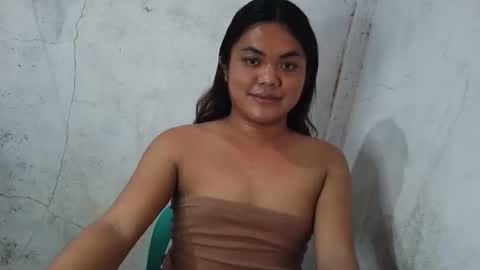 Snapshot of urhottie_bella chatting on March 2026 07:45:01 AM urhottie_bella online show from March 2026 07:45:01 AM