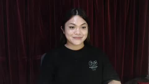 Snapshot of urhottie_bella chatting on March 2026 12:17:02 AM urhottie_bella online show from March 2026 12:17:02 AM