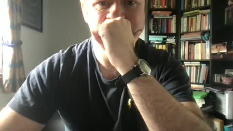 Snapshot of urhungdaddy8 chatting on April 2026 09:05:01 AM Hung Daddy online show from April 2026 09:05:01 AM