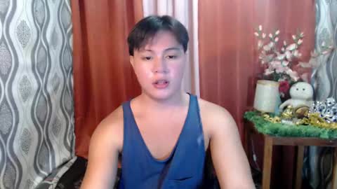 urhunky_ivan online show from December 2024 03:48:01 PM