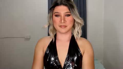 Snapshot of urjerkingdoll chatting on December 2024 01:03:02 AM Zoe online show from December 2024 01:03:02 AM