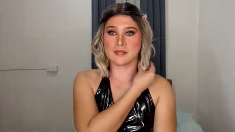 Snapshot of urjerkingdoll chatting on December 2024 04:20:02 AM Zoe online show from December 2024 04:20:02 AM