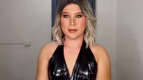 Snapshot of urjerkingdoll chatting on December 2024 03:33:02 AM Zoe online show from December 2024 03:33:02 AM