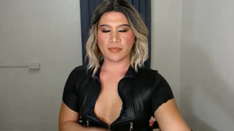 Snapshot of urjerkingdoll chatting on December 2024 11:42:02 AM Zoe online show from December 2024 11:42:02 AM