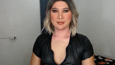 Snapshot of urjerkingdoll chatting on January 2025 10:19:01 PM Zoe online show from January 2025 10:19:01 PM