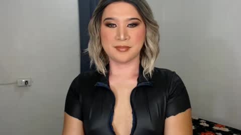 Snapshot of urjerkingdoll chatting on January 2025 10:37:01 PM Zoe online show from January 2025 10:37:01 PM