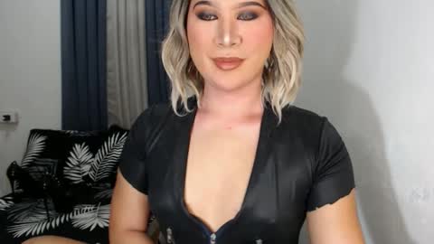 Snapshot of urjerkingdoll chatting on January 2025 08:51:02 PM Zoe online show from January 2025 08:51:02 PM