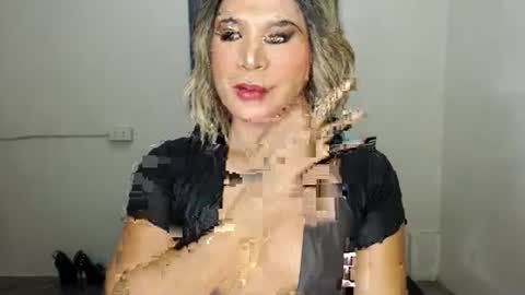 Snapshot of urjerkingdoll chatting on February 2025 02:43:01 PM Zoe online show from February 2025 02:43:01 PM