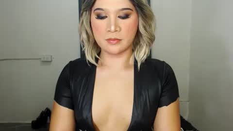 Snapshot of urjerkingdoll chatting on February 2025 11:31:02 AM Zoe online show from February 2025 11:31:02 AM