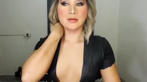 Snapshot of urjerkingdoll chatting on February 2025 11:16:02 AM Zoe online show from February 2025 11:16:02 AM