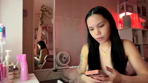 urlittlefilipina online show from December 2025 04:38:01 PM