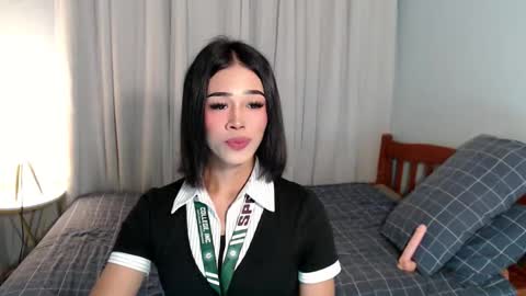 urlovely_jemma online show from May 2026 12:11:01 PM
