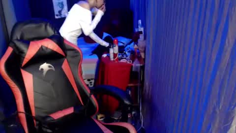 urlovelychinita online show from January 2025 01:06:01 AM