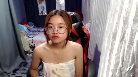 urlovelychinita online show from January 2025 11:52:01 AM