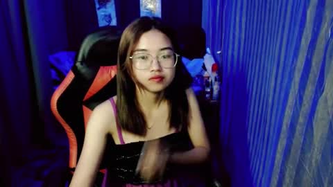 urlovelychinita online show from January 2025 11:49:01 AM