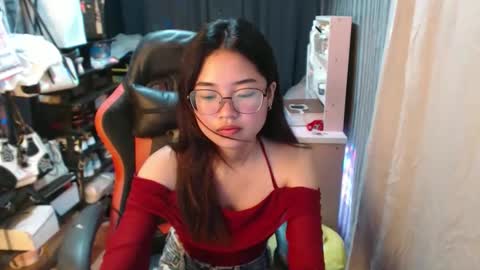 urlovelychinita online show from October 2025 01:56:01 AM