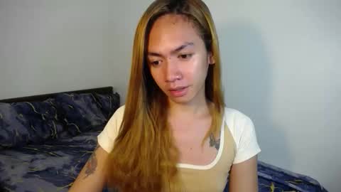 Snapshot of urlovelypinayxxx chatting on September 2025 12:02:02 AM MIYA online show from September 2025 12:02:02 AM