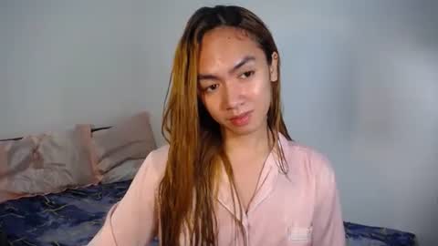 Snapshot of urlovelypinayxxx chatting on October 2025 08:09:02 PM MIYA online show from October 2025 08:09:02 PM