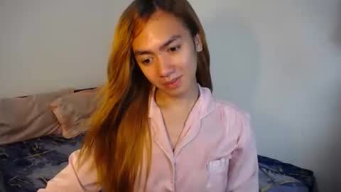 Snapshot of urlovelypinayxxx chatting on October 2025 11:53:01 PM MIYA online show from October 2025 11:53:01 PM